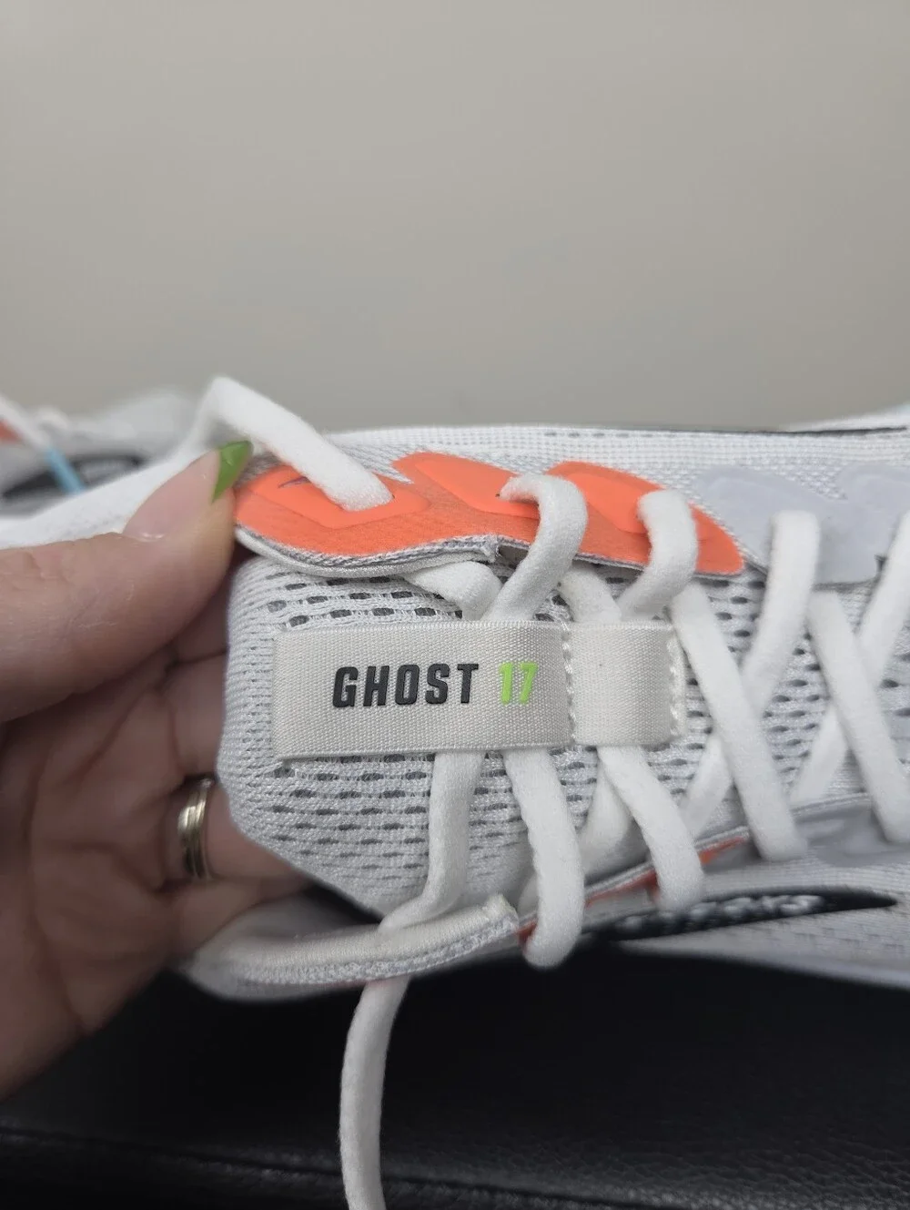 Brooks Ghost 17 White Pink Clay Gecko Men's Size 10.5 Athletic Running Shoes